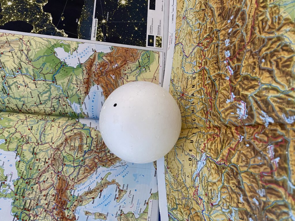 Fanuosu Globus Rotierende Kugel-Weltkarte-pädagogische große drehende Tischplatte-Kugel 20 cm belichtete LED Für die Schule/Kinder 